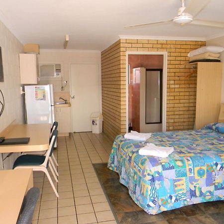 Rover Holiday Units Mackay Extérieur photo