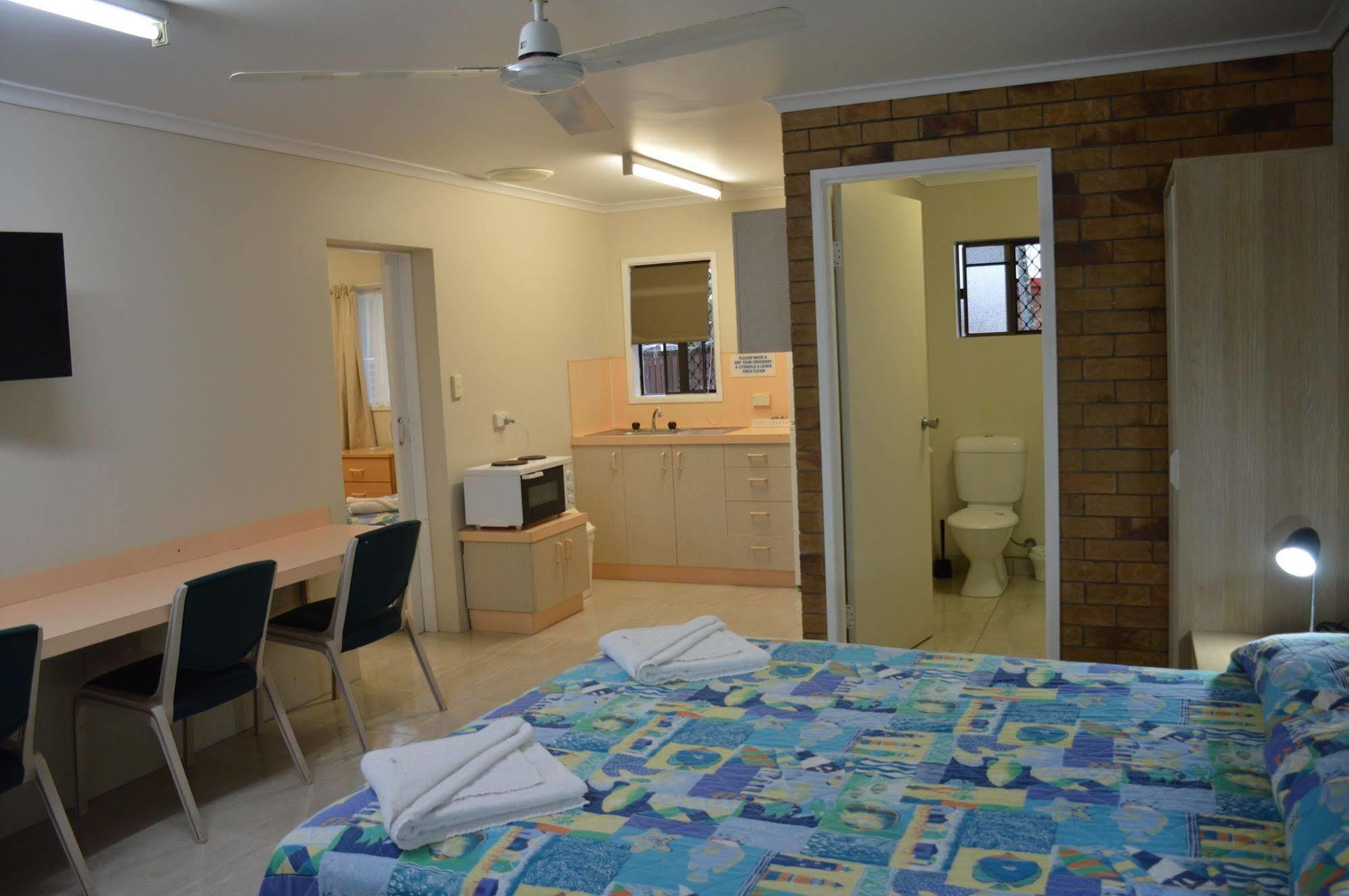 Rover Holiday Units Mackay Extérieur photo