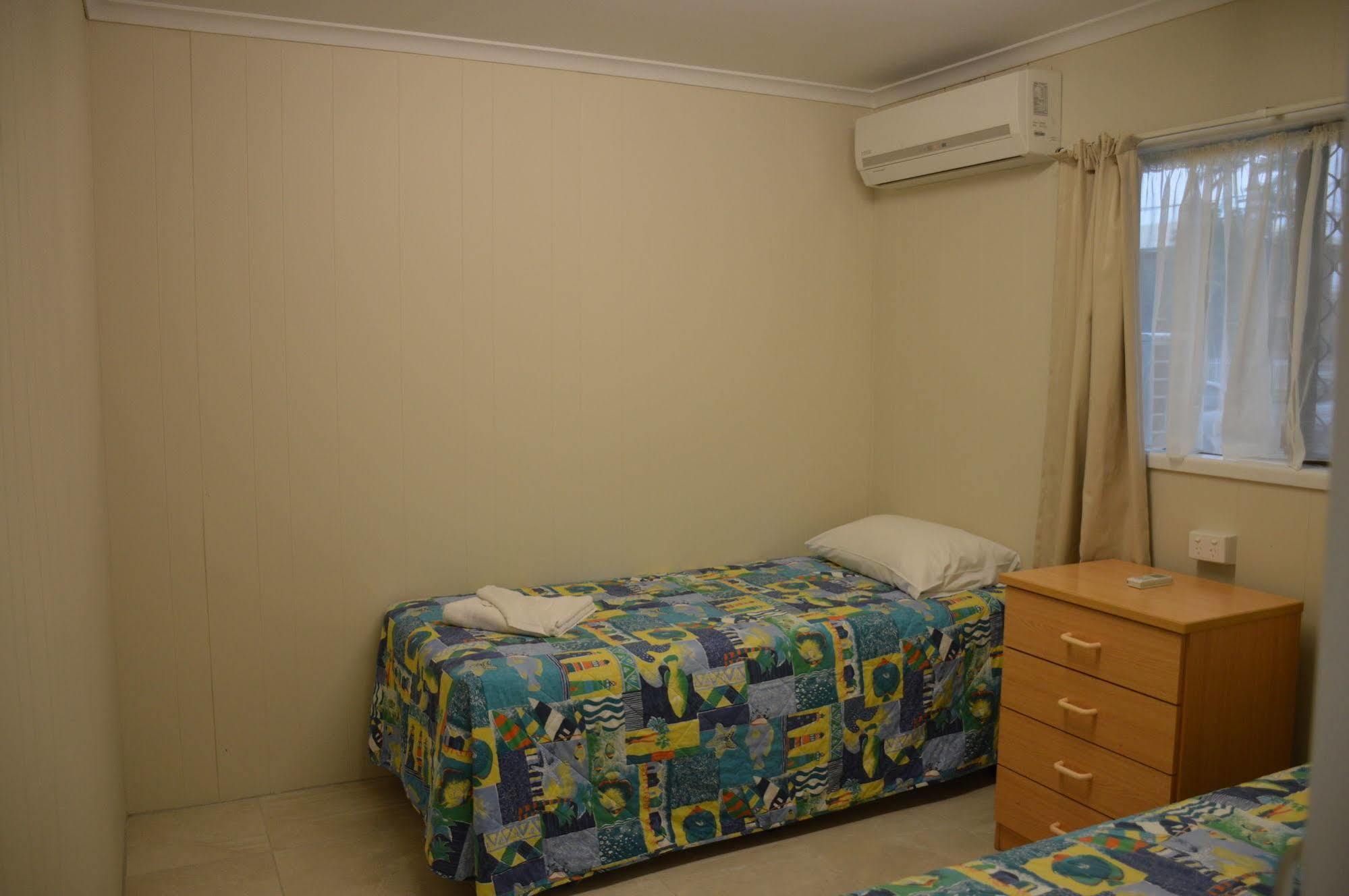 Rover Holiday Units Mackay Extérieur photo
