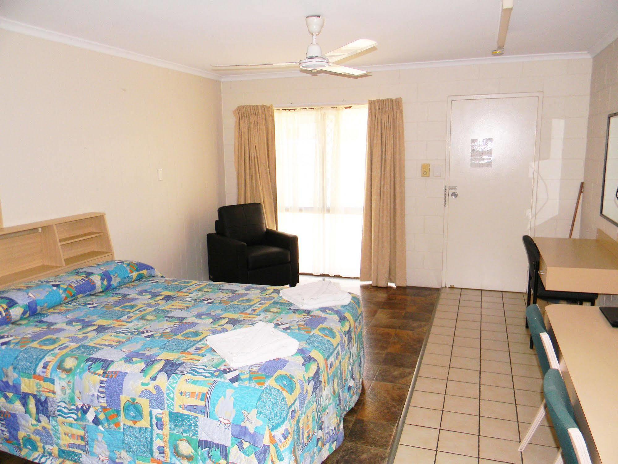 Rover Holiday Units Mackay Extérieur photo