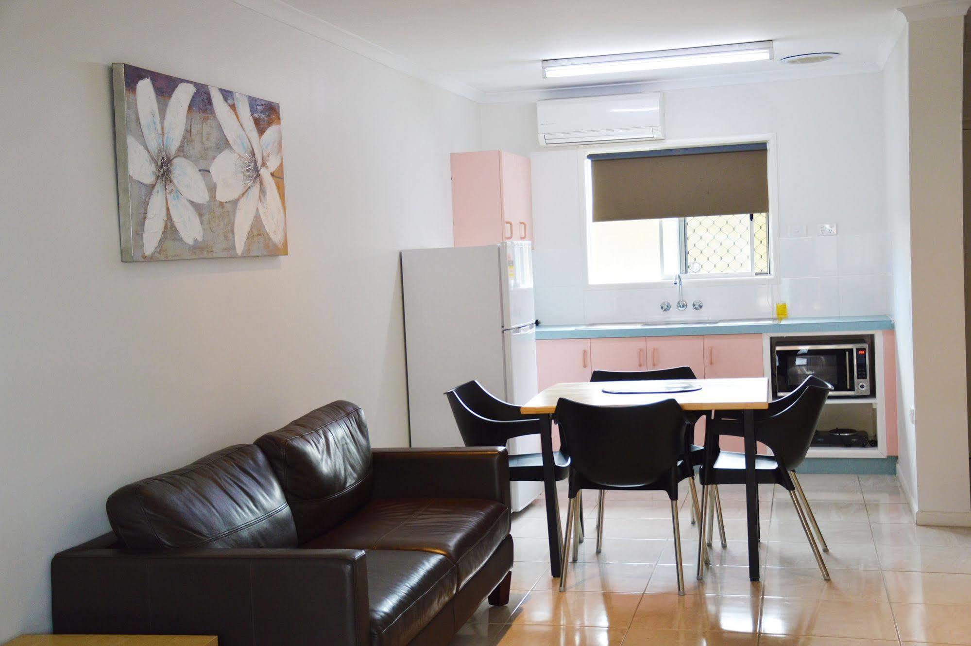Rover Holiday Units Mackay Extérieur photo