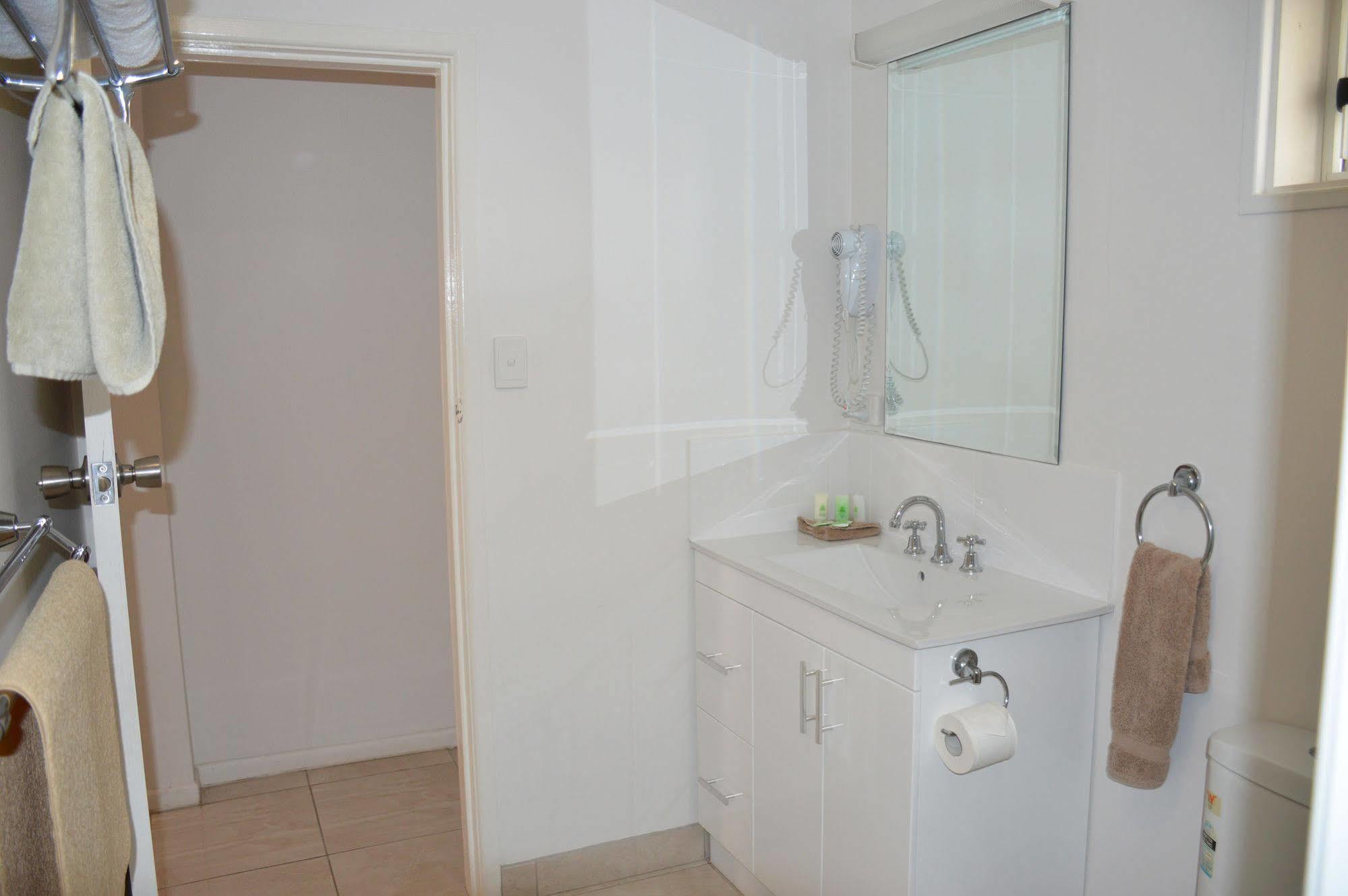 Rover Holiday Units Mackay Extérieur photo